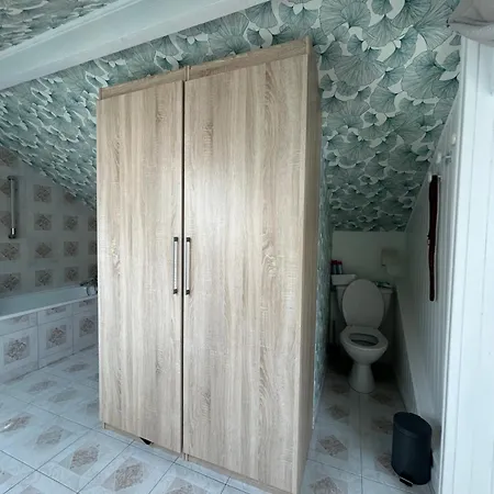 Prive Dans Un Duplex Apartment Clichy